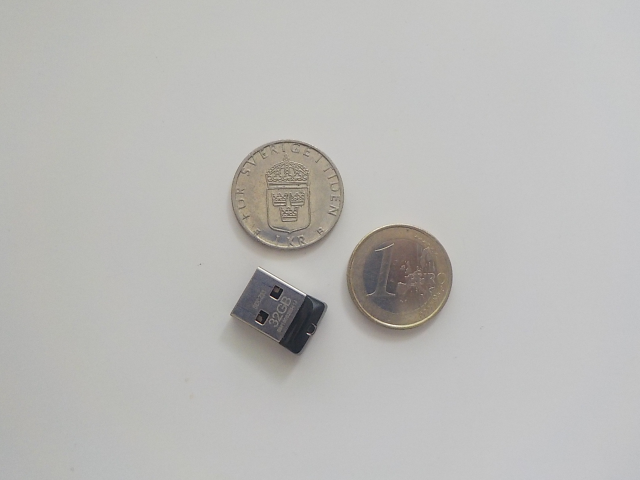 red usb